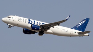 Photo of AP-EDH - Airbus A320-214 operated by Airblue