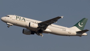 Photo of AP-BLW - Airbus A320-214 operated by PIA Pakistan International Airlines