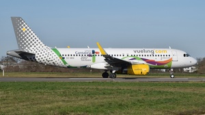 Photo of EC-MOG - Airbus A320-232 operated by Vueling
