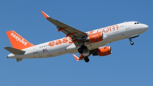 Photo of OE-IJY - Airbus A320-214 operated by easyJet Europe