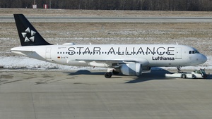 Photo of D-AIZH - Airbus A320-214 operated by Lufthansa