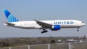 Photo with serial 31687 - Boeing 777-224(ER)