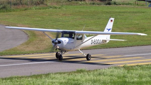 Photo of D-EGOJ - Reims-Cessna F152 operated by Air Munich Aviation - Flugschule Jesenwang