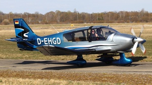 Photo of D-EHGD - Robin DR400/180 Régent operated by Ikarus Luftsportclub Schleißheim
