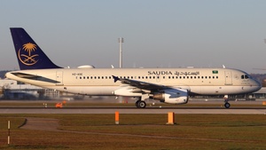 Photo of HZ-ASE - Airbus A320-214 operated by Saudia