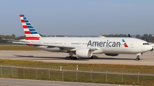 Photo of N790AN - Boeing 777-223(ER) operated by American Airlines