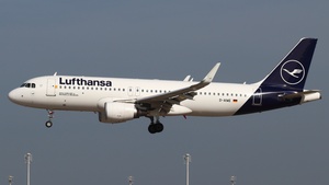Photo of D-AIWE - Airbus A320-214 operated by Lufthansa