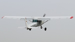 Photo of D-EOKK - Cessna 152 operated by Air Munich Aviation - Flugschule Jesenwang