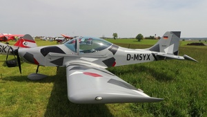 Photo of D-MSYX - Breezer B400 operated by Private
