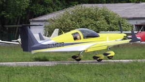 Photo of D-MEZB - Dova DV-1 Skylark operated by Private