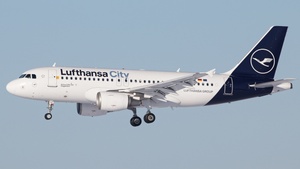 Photo of D-ABGP - Airbus A319-112 operated by Lufthansa City Airlines