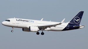 Photo of D-AIIA - Airbus A320-251N operated by Lufthansa City Airlines