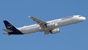 Photo of D-AIDD - Airbus A321-231 operated by Lufthansa