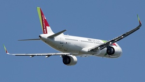 Photo of CS-TXC - Airbus A321-251NX operated by TAP Air Portugal
