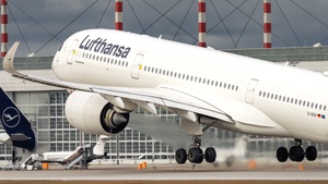 Photo with serial 228 - Airbus A350-941