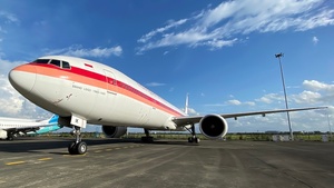 Photo of PK-GIK - Boeing 777-3U3(ER) operated by Garuda Indonesia