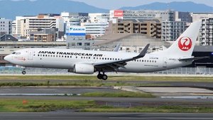 Photo of JA348J - Boeing 737-846 operated by Japan TransOcean Air