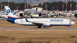 Photo of TC-SRC - Boeing 737-8JP operated by SunExpress