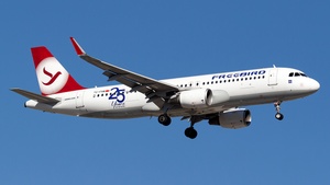 Photo of TC-FHN - Airbus A320-214 operated by Freebird Airlines