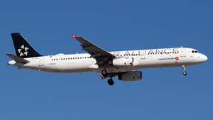 Photo of TC-JRS - Airbus A321-231 operated by Turkish Airlines