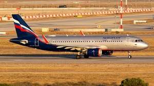 Photo of RA-73772 - Airbus A320-214 operated by Aeroflot