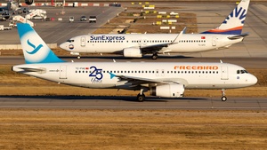 Photo of TC-FHG - Airbus A320-232 operated by Freebird Airlines