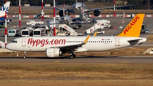 Photo of TC-NBS - Airbus A320-251N operated by Pegasus Airlines