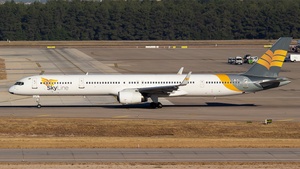 Photo of UR-SLE - Boeing 757-330 operated by Skyline Express Airlines
