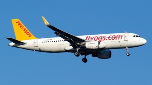 Photo of TC-DCI - Airbus A320-216 operated by Pegasus Airlines