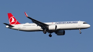 Photo of TC-LRE - Airbus A321-271NX operated by Turkish Airlines