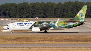 Photo of TC-SPY - Boeing 737-8EH operated by SunExpress