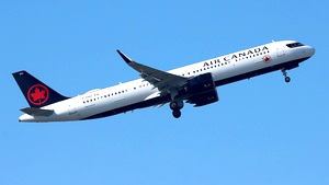 C-GXAU - Airbus A321-271NY