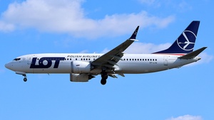 Photo of SP-LVQ - Boeing 737 MAX 8 operated by LOT Polish Airlines