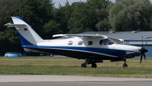 Photo of D-EBYY - Extra EA-500 operated by Private