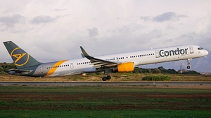 Photo of D-ABOH - Boeing 757-330 operated by Condor
