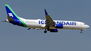 Photo of TF-ICB - Boeing 737 MAX 9 operated by Icelandair