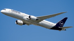 Photo of D-ABPA - Boeing 787-9 Dreamliner operated by Lufthansa