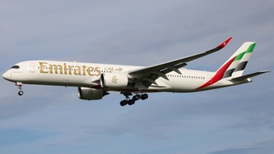 Photo of A6-EXA - Airbus A350-941 operated by Emirates