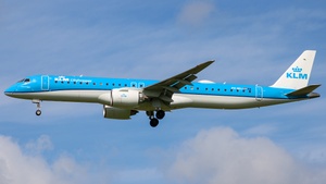Photo of PH-NXJ - Embraer ERJ-195-E2 operated by KLM Cityhopper