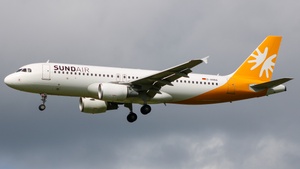 Photo of D-ANNA - Airbus A320-214 operated by Sundair