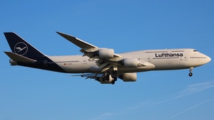 Photo of D-ABYA - Boeing 747-830 operated by Lufthansa