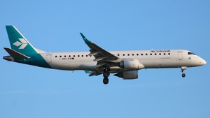 Photo of I-JENJ - Embraer ERJ-190LR operated by Air Dolomiti