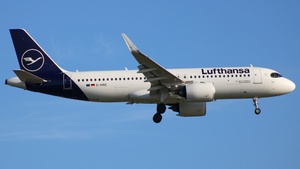 Photo of D-AINZ - Airbus A320-271N operated by Lufthansa