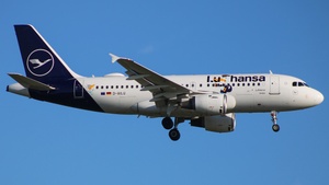 Photo of D-AILU - Airbus A319-114 operated by Lufthansa