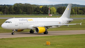 Photo of EC-LOB - Airbus A320-214 operated by Vueling