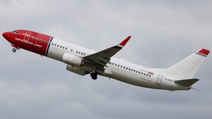 Photo of LN-DYX - Boeing 737-8JP operated by Norwegian Air Shuttle