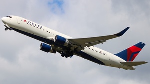Photo of N1200K - Boeing 767-332(ER) operated by Delta Air Lines
