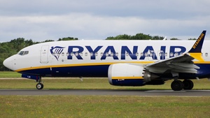 Photo of EI-IJG - Boeing 737 MAX 8-200 operated by Ryanair