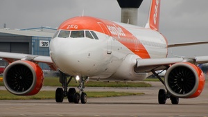 Photo of G-UZEG - Airbus A320-251N operated by easyJet