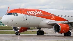 Photo of G-EZRZ - Airbus A320-214 operated by easyJet